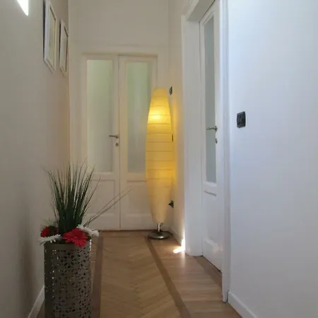 Gelso In Porta Venezia, Cir Cni02595 * Milano